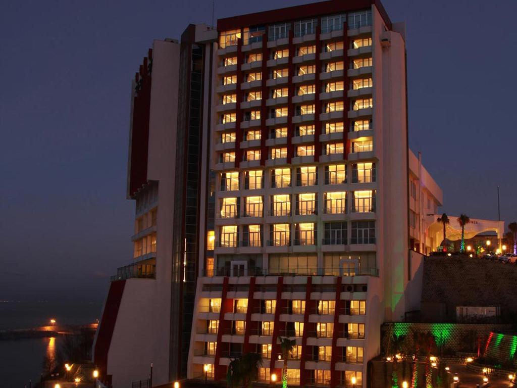 Sky Tower Hotel Akcakoca Convention & Spa Center Екстер'єр фото